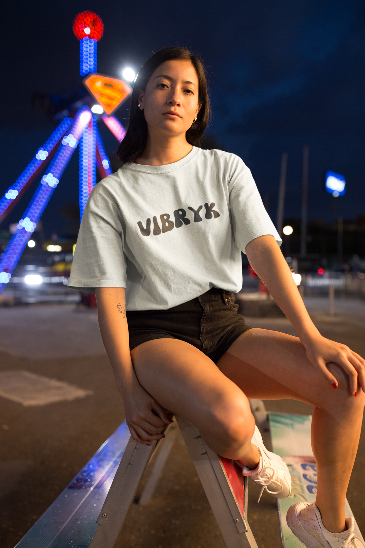 VIBRYK OVERSIZED UNISEX TEE