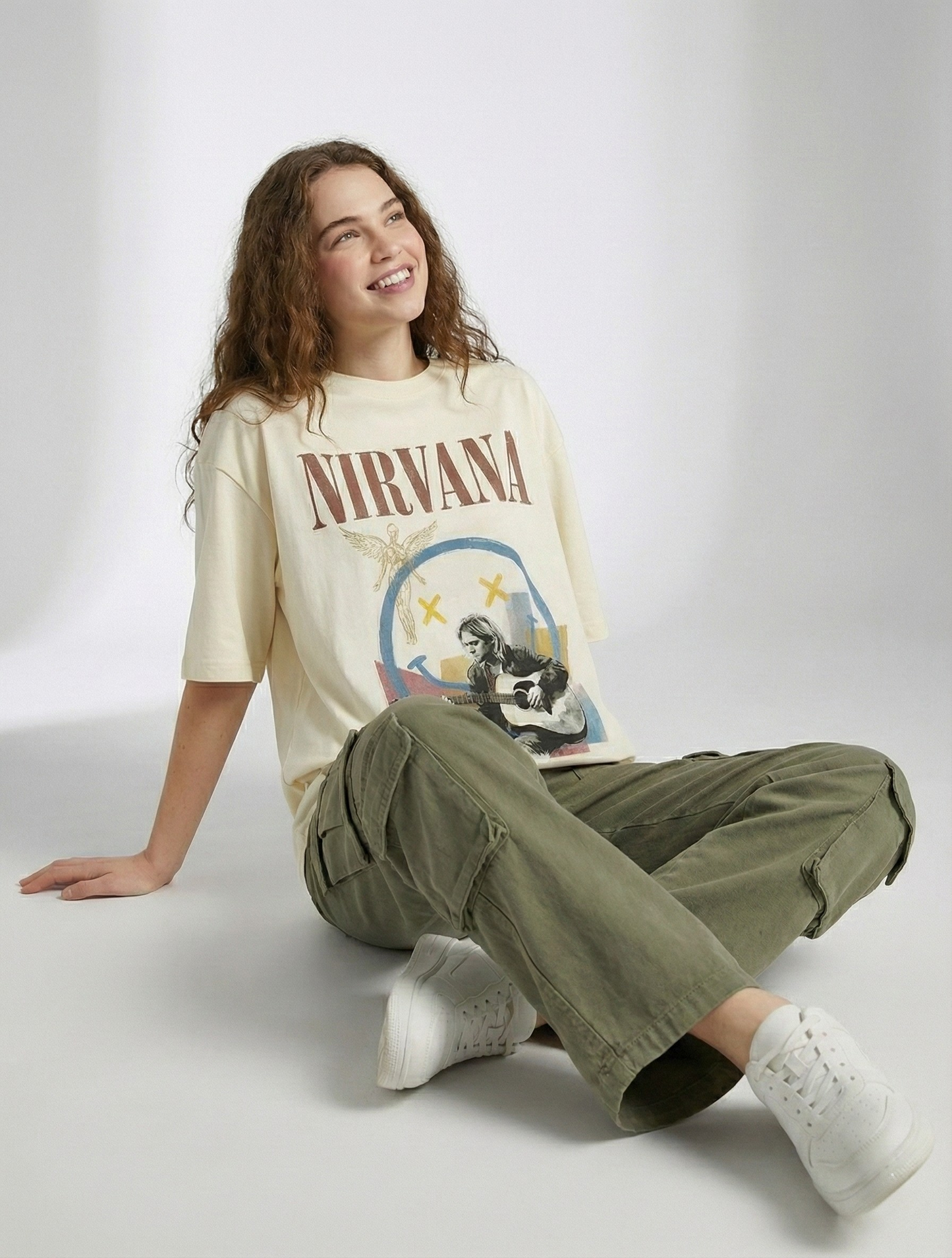 NIRVANA ICONIC GRUNGE OVERSIZED TEE