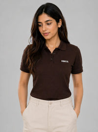 Slim fit polo t-shirt for women in everyday wear