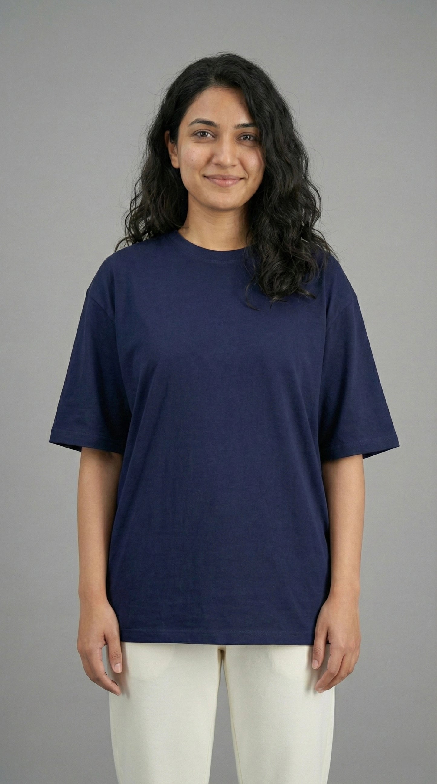 Loose fit oversized t-shirt for women with relaxed silhouette