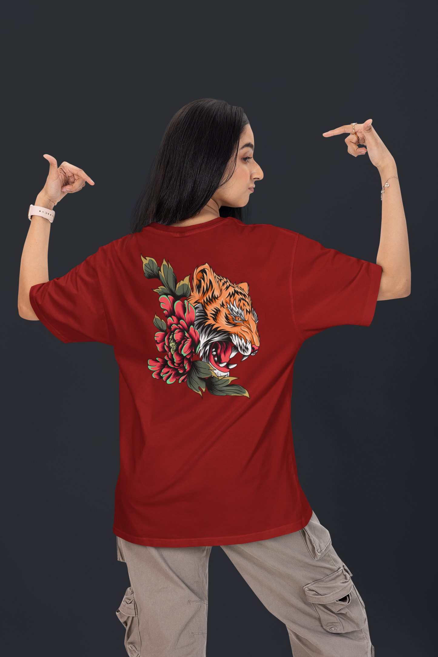 VIBRYK WILD ROAR OVERSIZED TEE