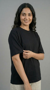 Stylish oversized cotton t-shirt for women outfit