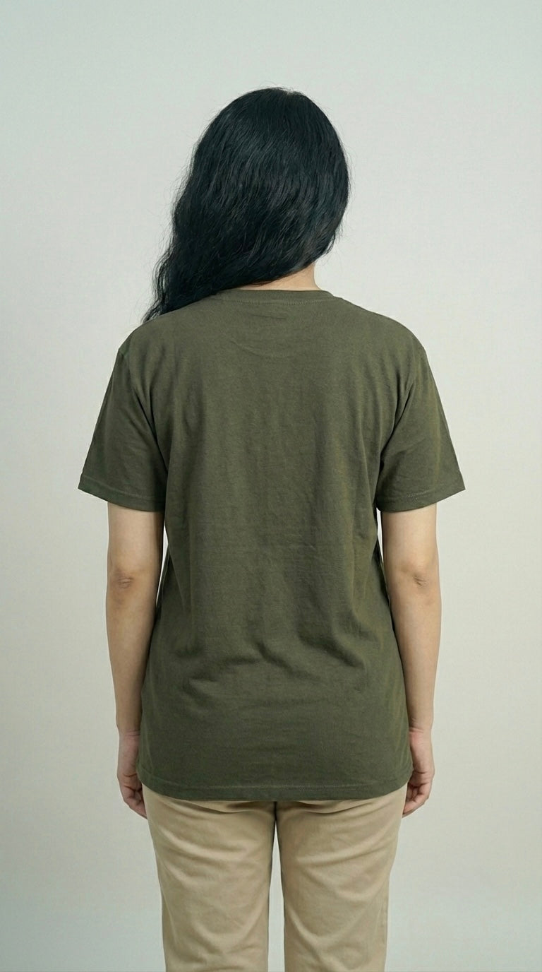 Women wearing oversized t-shirt in casual everyday style